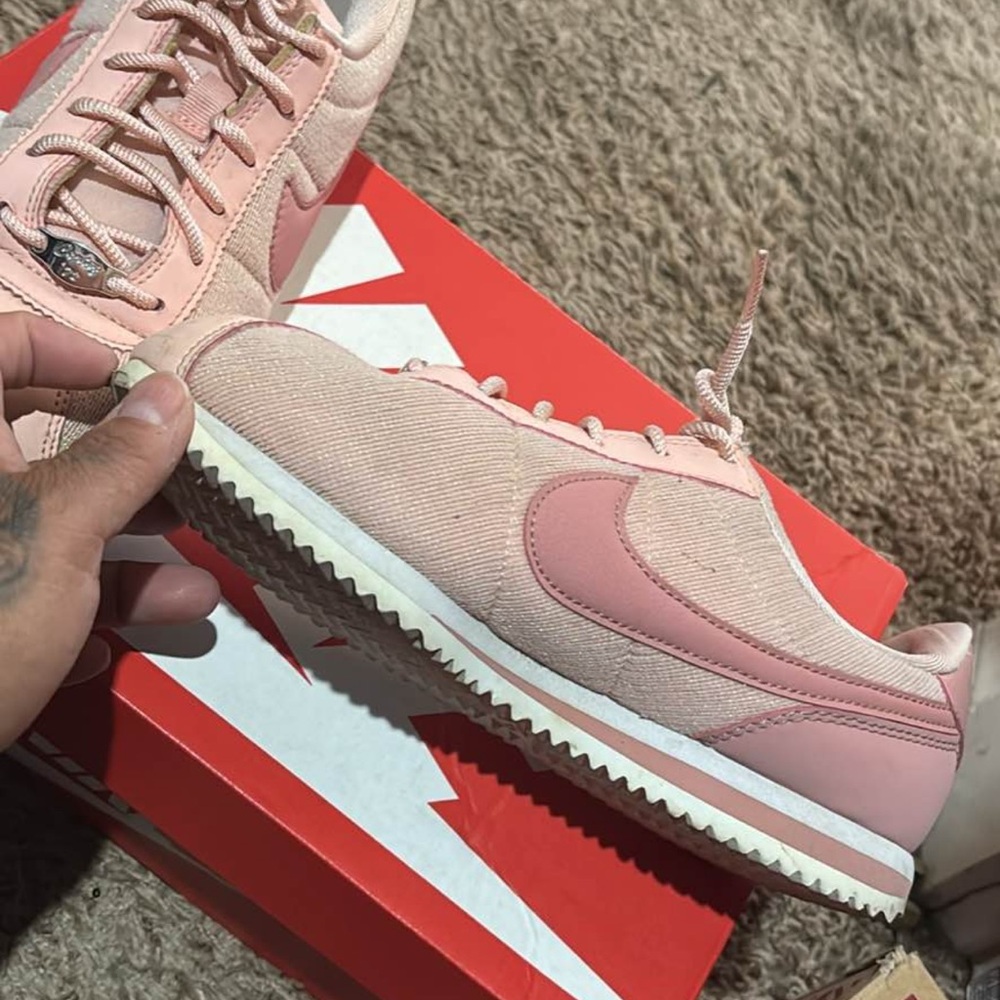 Nike Women's Blush Pink Sneakers
